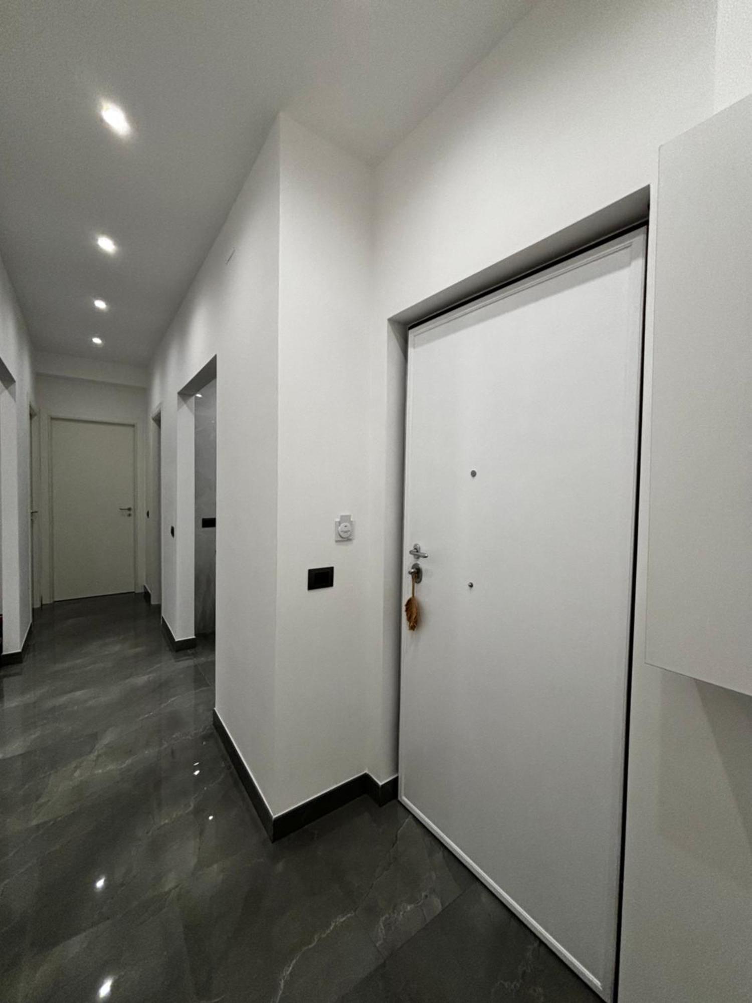 Louis Helen Apartment Napoli Esterno foto