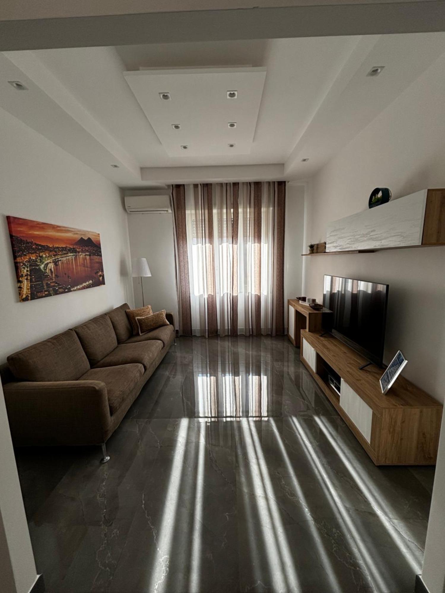 Louis Helen Apartment Napoli Esterno foto