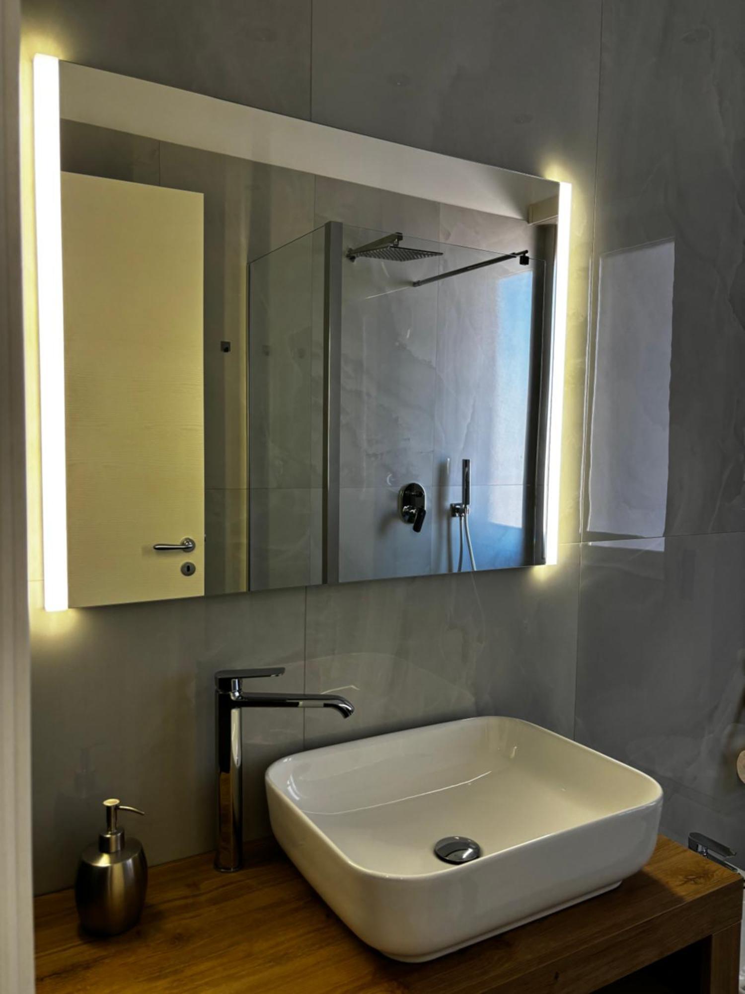 Louis Helen Apartment Napoli Esterno foto